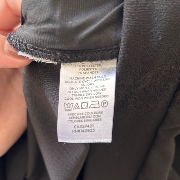 Loft Pull-on Cropped Straight Leg pant - Picture 5 of 5